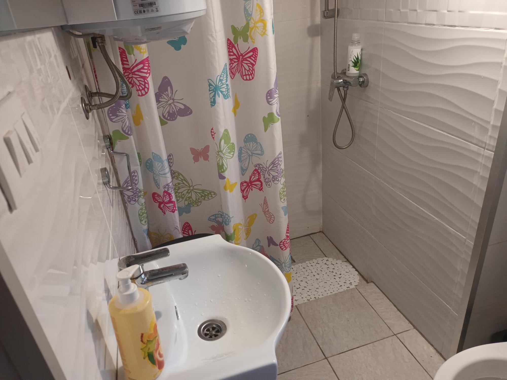 Brnara Kravarica Vrlika Exteriör bild
